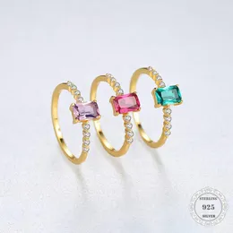 Cluster anneaux Band Color Color Stone 18K-Brand Style Glam Fashion Bijoux pour les femmes 2024 Cadeau en 925 argent sterling