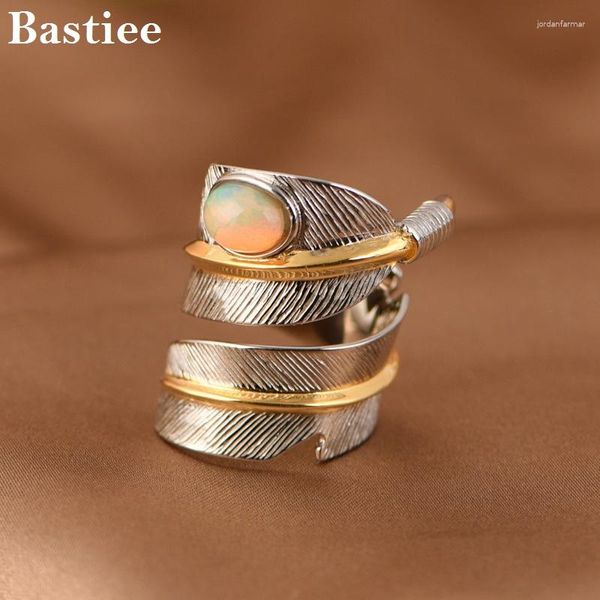 Anillos de racimo Bastiee S925 Plata para mujeres Retro Hip-Hop Trendsetter Diseño Plumas doradas Joyería ajustable