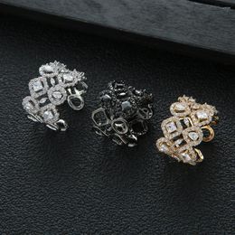 Anneaux de cluster Nid d'abeille Déclaration de fête de luxe empilable pour les femmes de mariage cubique Ziron CZ Dubai Bague de mariée J2039