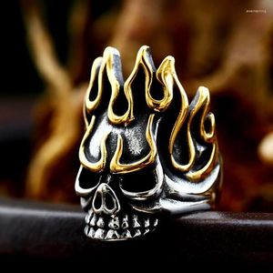 Anillos de racimo BEIER 2024 Llegada 316L Anillo de calavera de llama de acero inoxidable para hombres Biker Punk Heavy Solid Joyería fresca para hombres