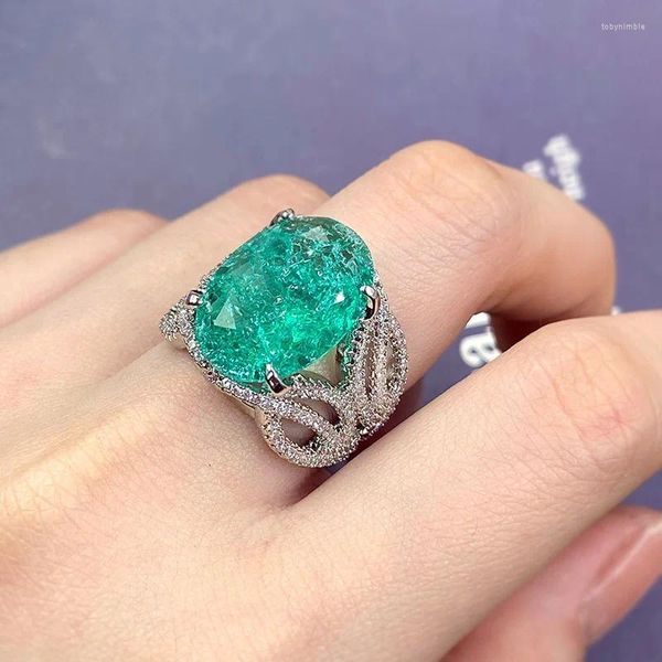 Bagues de cluster Big Oval Green Vintage Gemstone Luxe Diamant Blanc Plaqué Or Femmes Mariage Engagement Couple Bague