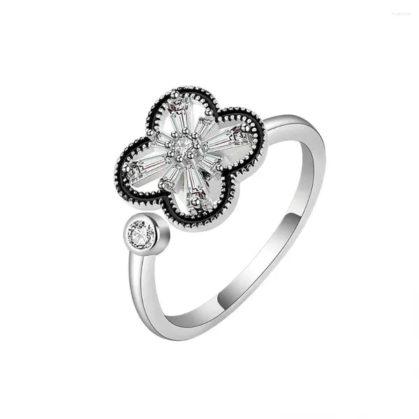 Bagues de cluster Black Awn 2024 Mariage de fleurs pour femmes 925 Bijoux en argent sterling Bague de fiançailles Bague C504