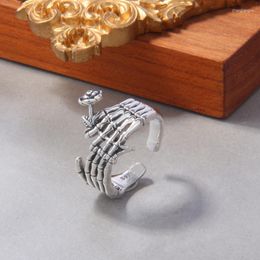 Cluster ringen Bocai 2023 S925 Sterling Silver Rose Ring Sleeping Beauty is vol met doornen stijlvol en retro.