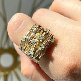 Cluster-Ringe CAOSHI Luxus Mode Design Fingerring Weibliche Party Zubehör mit schillernden Zirkonia Wunderschöne Goldfarbe Schmuck für Frauen