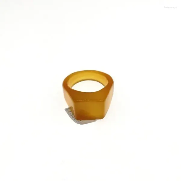 Anneaux de cluster certifié chinois naturel jaune agate sculpté à la main homme anneau 1pc