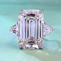 Bagues de cluster Charme Emerald Cut 15ct Lab Moissanite Diamond Bague Real 925 Sterling Silver Engagement Bande de mariage pour femmes Bijoux