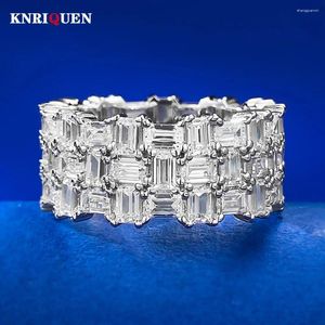 Clusterringen Charms S925 Silver High Carbon Diamond For Women Engagement Wedding Band Cocktail Party Ring Fijne sieraden Groothandel