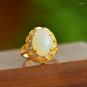 Cluster anneaux classiques élégant pour les femmes naturelles et bague de fiançailles de fleur de cristal jade ancienne gold artisan