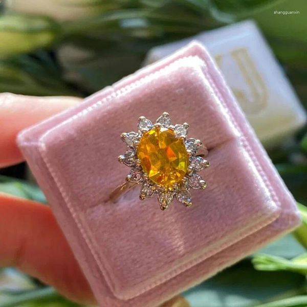 Anillos de racimo Topacio clásico Princesa en forma de flores llenas de diamantes Anillo de pareja para mujeres Joyería de regalo de compromiso plateada amarilla