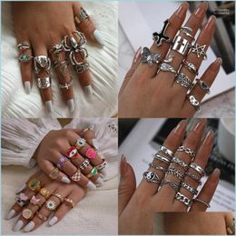 Anneaux de cluster Anneaux de cluster 2022 Vintage Cool Spider Knuckle Set pour femmes Boho Cross Midi Joint Bague Goth Alt Fleurs sculptées DHSN6