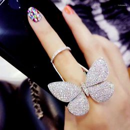 Anillos de clúster Anillos de clúster Fashion Moving Big Betterfly Ring Cubic Zirconia Pave Full Pave Decor Cocktail Anel Feminino Women Jewelry Fiest