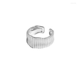 Clusterringen Cool en Niche Design Gepersonaliseerd veelzijdige geometrische streepring 925 Sterling Silver Vrouw