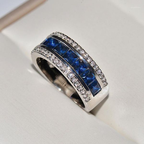 Bonnes de cluster Creative Color Protected Zircon Ring Electroplated Royal Blue Zirconia Bijoux pour les anneaux de haute qualité de haute qualité1