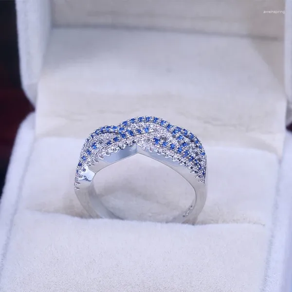 Anillos de racimo creativo de moda plateado cruz cordel para las mujeres brillo azul blanco cz piedra incrustación joyería de moda anillo de regalo
