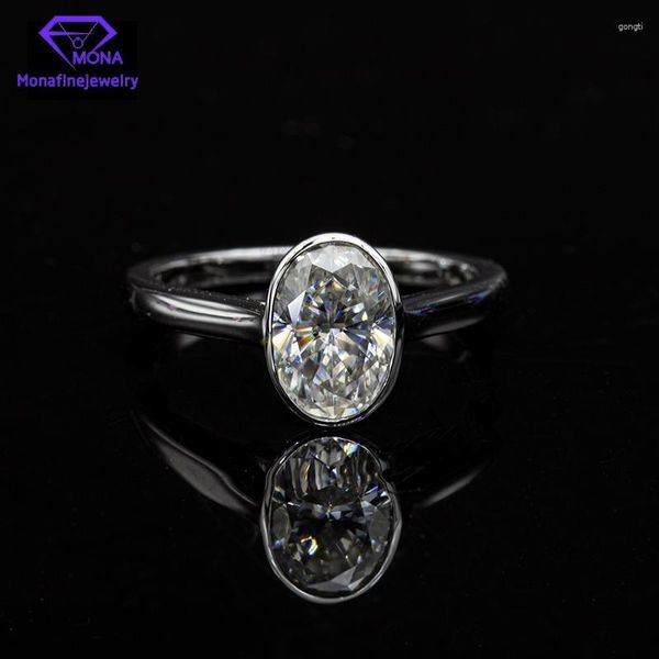 Cluster Rings Bague en or blanc 18 carats personnalisée 1 ct coupe ovale 5 x 7 mm Moissanite Jeweley Engagement