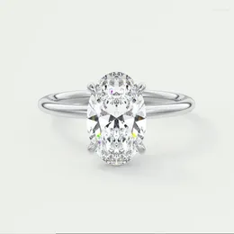 Cluster anneaux D Couleur 1,5 mm de largeur principale 2CT 14k blanc ovale coupé de la bande Moisanite Anneau pour femmes fête