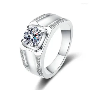 Cluster Ringen D Kleur 1CT Moissanite Ring Voor Mannen 925 Sterling Zilver Simulatie Diamond Wedding Band Klassieke Ronde Cut Met GRA