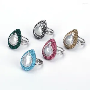 Cluster Ringen Dankaishi Mode Unieke Stijl Strass Voor Vrouwen Mannen Pave Zoetwaterparel Shell Charm Kleurrijke Kristallen Gift