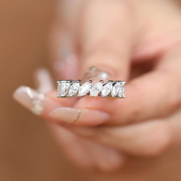 Cluster anneaux Design S925 Bijoux en argent 5Ct marquise coupe d couleur VVS Moisanite Ring pour les femmes qui font de l'amende