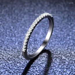 Clusterringen Diamanttest Pas 0,15 Uitstekende Cut D kleur Good Clarity Moissanite Round Finger Ring Silver 925 Platinum sieraden PT950