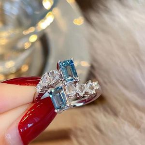 Bagues de cluster élégant cristal 925 bijoux en argent sterling éblouissant zircone cubique mariage pour femmes 2024 corée cadeau à la mode