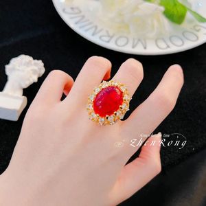 Cluster anneaux élégants princesse féminine rubis rivy 18k gold couleur étincelant zircon cz original de fiançailles de mariage vintage