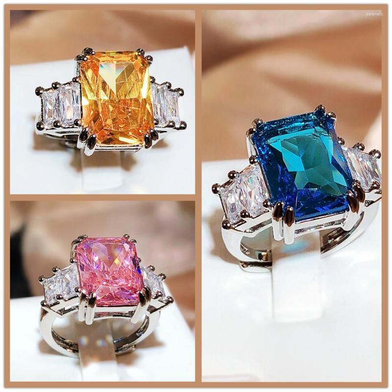 Cluster Rings Elegant Paraiba Zircon Ring For Women's High-quality Pink Orange Blue Shiny Jewelry Daily Wear Engagement