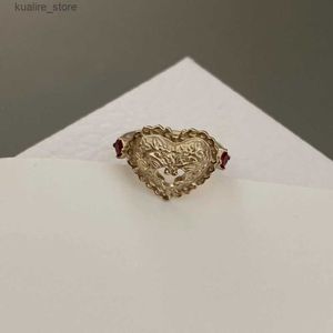 Cluster Ringen Reliëf Hol Hart Ruby Ingelegd Ring 2023 Nieuwe Luxe Sieraden Voor Vrouwen Party Geschenken Zware Ambachtelijke One Size Fits all.L240315