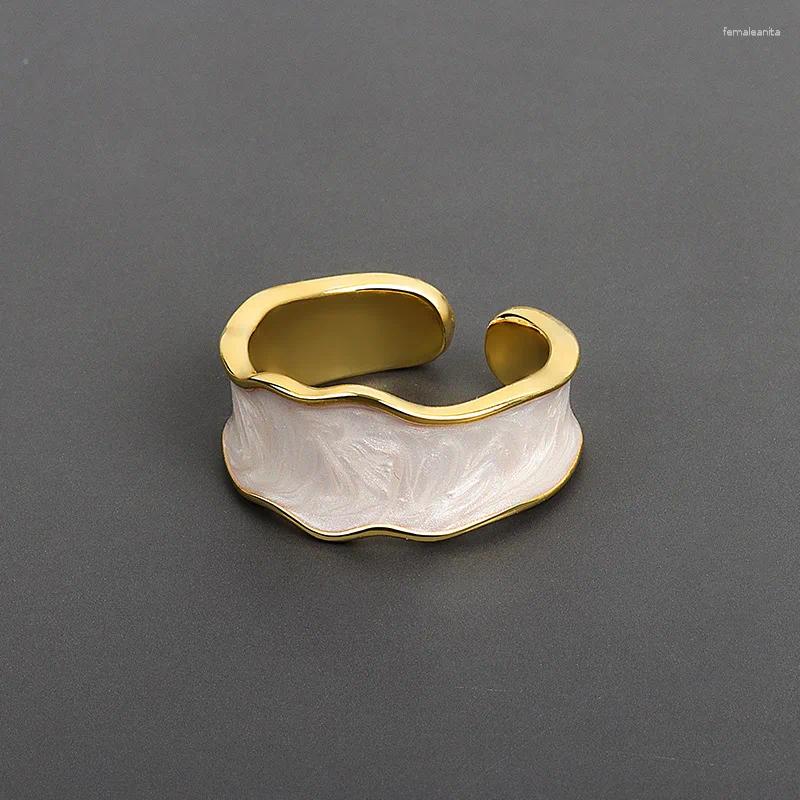 Küme halkaları emaye damla sır reçine yüzüğü kadın kişiliği basit soğuk stil lüks mücevher tasarımcısı erkekler için açık