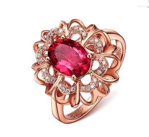 Bagues de cluster européennes et américaines faites à la main pour femmes 18 carats en or rose incrusté de couleur gemme bijoux en gros