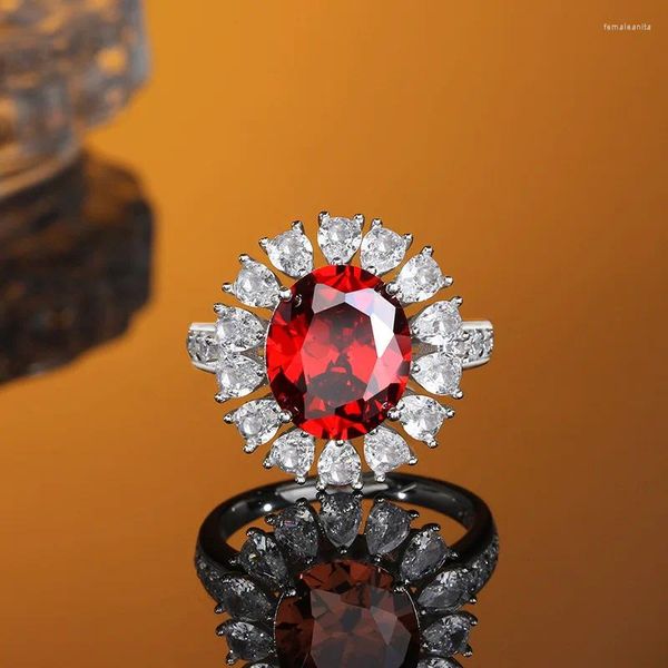 Anillos de clúster Diamante de alto carbono europeo S925 STERLING STERLING Mujer Rubio elíptico Ring Luxury Elegante Joyería de compromiso