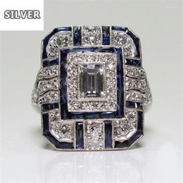 Cluster anneaux européens exagérés Blue Drop Gel Femmes Crystal Silver Cubic Zirconia Band Epoxy Jewelry Gift For Delicate