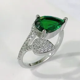 Cluster Anéis Requintado Prata Banhado Folha Anel Branco Verde Zircon Cristal Cocktail Party Mulheres Charme Fine para Mulheres Jóias