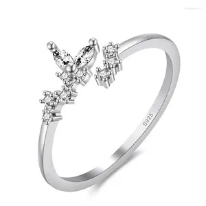 Clusterringen Exquise Super Zirkon Butterfly Ring For Lady wijs vinger accessoires Gift Sieraden 925 Sterling Silver Women