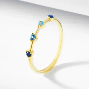 Cluster anneaux usine saphirs personnalisés zircon anneau à quatre étapes 14k bijoux or empilage en vrac 925 doigt d'argent pour femmes