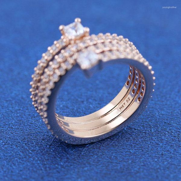 Anillos de racimo Fábrica al por mayor 925 Anillo de plata esterlina Chapado en oro rosa Triple Banda en espiral Joyería en forma Compromiso Amantes de la boda Moda