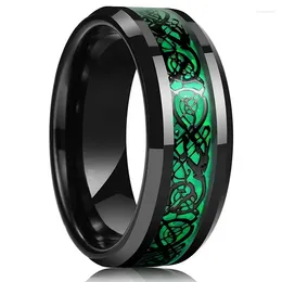 Cluster Ringen Mode 8MM Mannen Rvs Keltische Draak Inlay Groene Koolstofvezel Voor Vrouwen Bruiloft Sieraden Geschenken