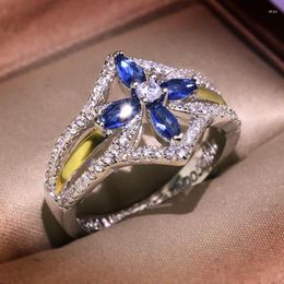 Cluster ringen mode blauw zirkon kruis voor vrouwen tweekleurige kleur trouwringen sieraden verlovingsring dames geschenken dropshiping