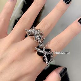 Cluster ringen mode creatieve punk gotische doornen liefde hart vintage open voor vrouwen feest sieraden verloving bruiloft cadeau 230424