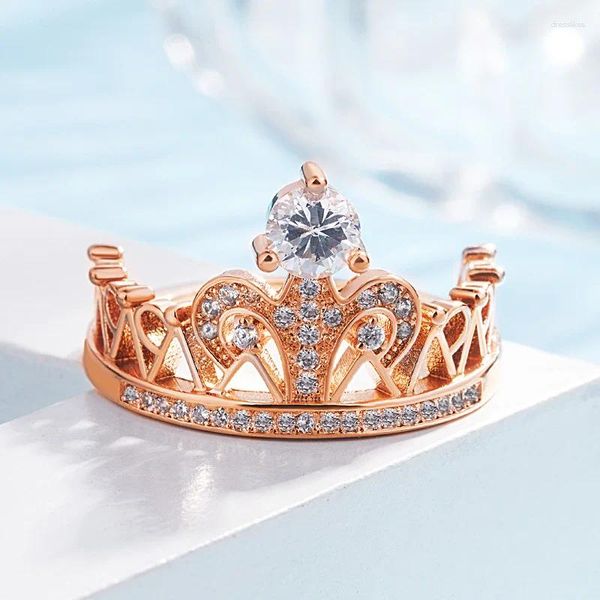 Bagues de cluster Mode Élégante Princesse Couronne Bague Rose Plaqué Or Exquis Zircon Femmes Fiançailles Bijoux Accessoires