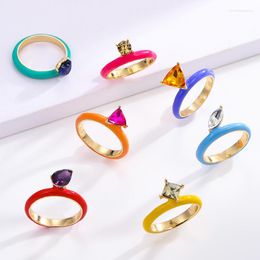 Anillos de racimo Moda Esmalte Gota Color Aceite Anillo Personalidad Femenina Temperamento Surtido Zircon Aleación Regalo de Aniversario