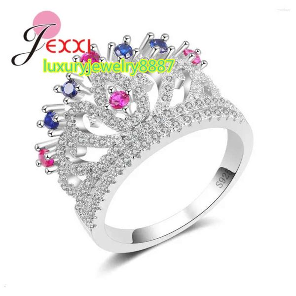 Bagues de cluster Fashion Hollow Out Crown Design avec rond clair bleu / fuchsia couleur CZ pierre 925 bague en argent sterling cadeau femmes bijoux