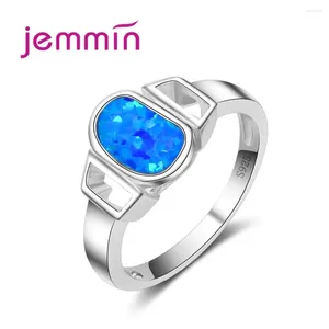 Cluster anneaux de la mode Ring 925 Sterling Silver Blue Fire Opal Fine pour les femmes en gros