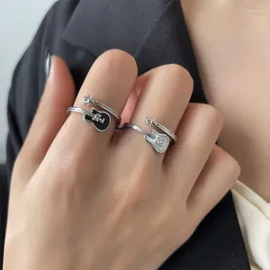 Anillos de clúster Fashion Music nota de guitarra tendencia de cobre abierta para mujeres Joyas de joyas para el dedo de la boda de San Valentín