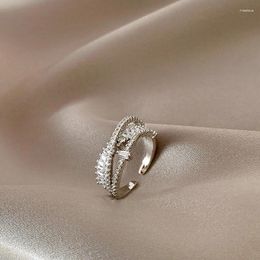 Cluster Ringe Mode Persönlichkeit Kupfer Damen Ring Einfache Geometrische Zirkon Exquisite Schmuck Verlobung Hochzeit Mädchen Geschenk