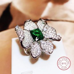 Cluster anneaux de mode fleurs de pétales pleines de diamant pour femmes 925 argent bijoux exagéré des cadeaux de mariée de mariage scintillant de fête scintillante
