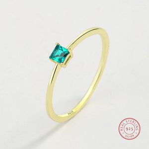 Cluster anneaux mode S925 Sterling Silver Square Imitation Paraiba Tourmaline Ring Femelle Femelle Gold de fête japonaise en or cadeau