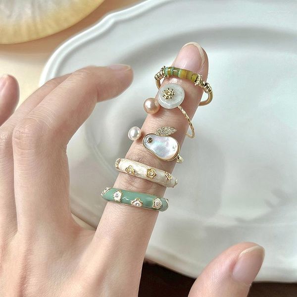 Anillos de racimo moda diseño Simple lindo pequeño anillo de perlas mujeres Hepburn Ethos Net Red Senior Sense abierto joyería regalo