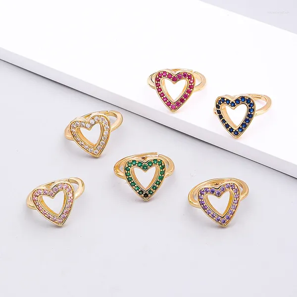 Bagues de cluster Fashion Sweet Heart Shaped Zirconia Gold Couleur Saint Valentin Engagement pour les femmes Simplicité Bague Bijoux Cadeaux