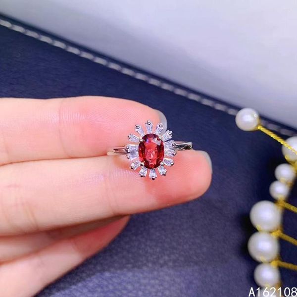 Anillos de racimo Joyería fina 925 Inserto de plata esterlina con gemas naturales Flor de moda para mujer Granate rojo Anillo ajustable Detección de soporte